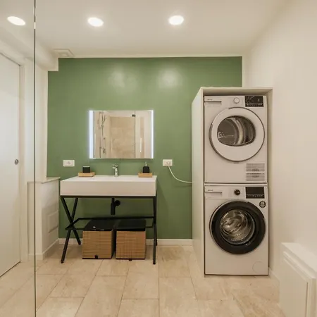 Loft San Remy, Center Old Town Apartment *